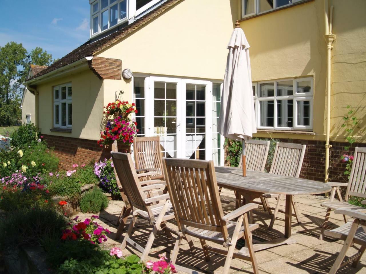 The Newnham White House Bed & Breakfast Балдок Екстериор снимка